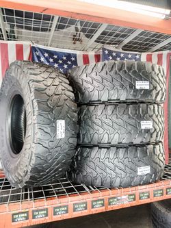 37X12.50R17 YOKOHAMA GEOLANDER M/T MUD TERRAIN OFF-ROAD TIRES 37X12.5R17 USED TIRES SET TAKE-OFFS 37 12.5 17