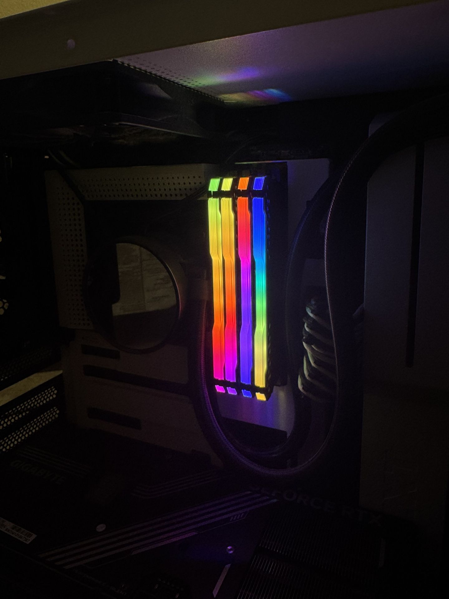 Corsair Vengeance RGB DDR4 32gb 2133mhz