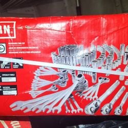 CRAFTSMAN 298 PIECES 