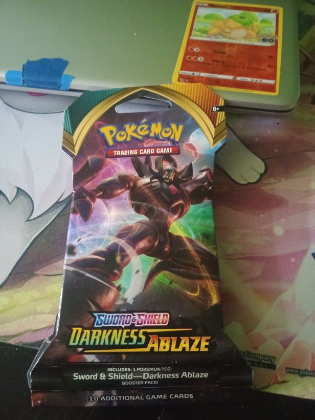 20 Pokemon Cards 