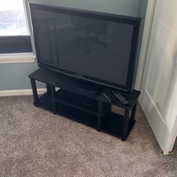 42 Inch TV With Amazon Fire Stick And Stand