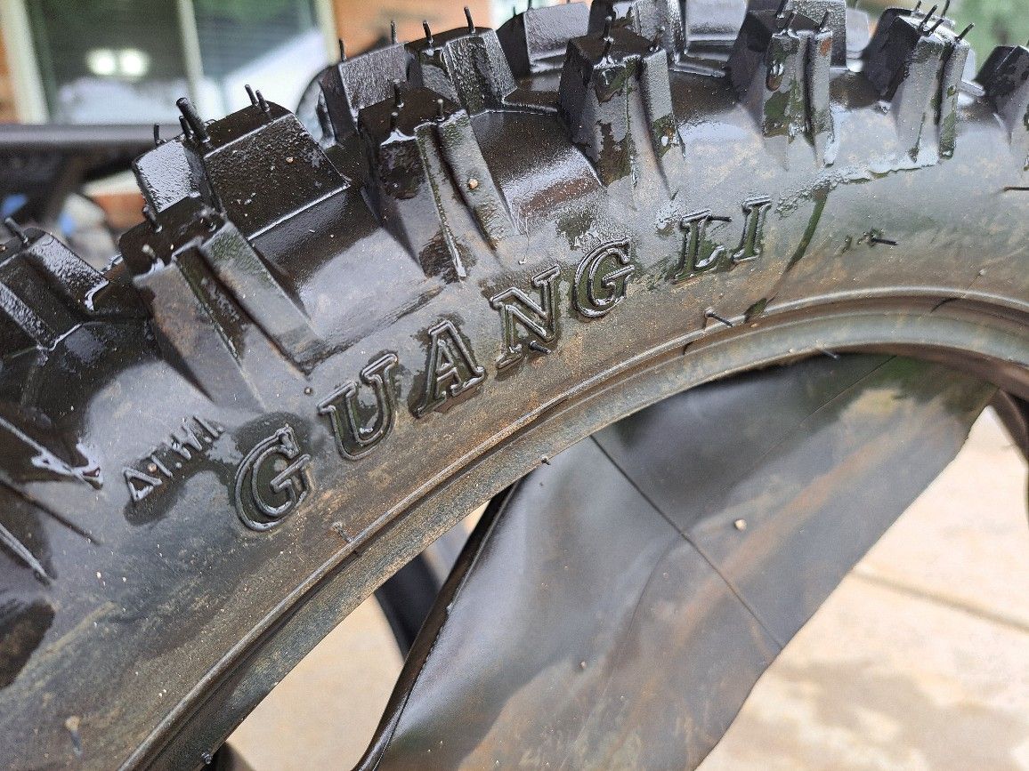 Guang Li Dirt Bike Tire 110/90-18