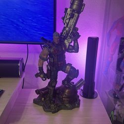 Cable statue