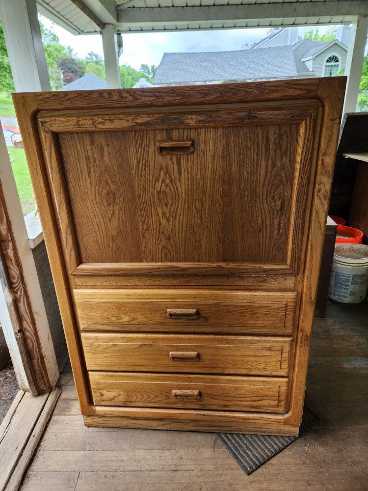 Stanley Stackable Desk/Secretary And Cabinets