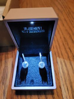 Lady stunna silver earrings