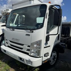 2021 Isuzu NRR Cab Chassis Low Miles !!