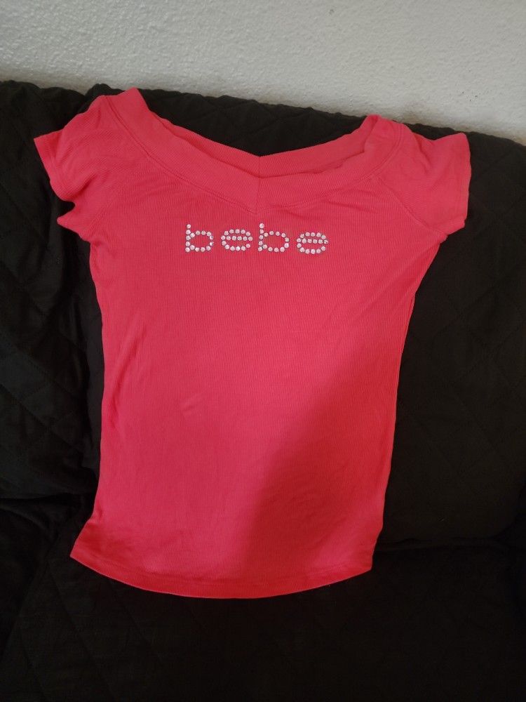 WOMEN'S BEBE TOP