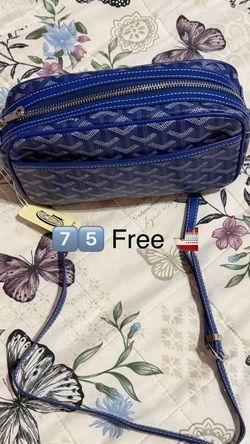 Medium sized handbags