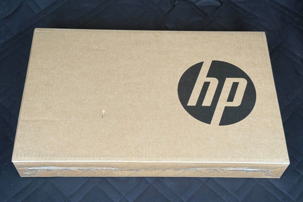 HP 15.6 inch Laptop PC 15-fd0215dx 16GB/512 GB SSD intel core i5-1334U ~ Brand New!