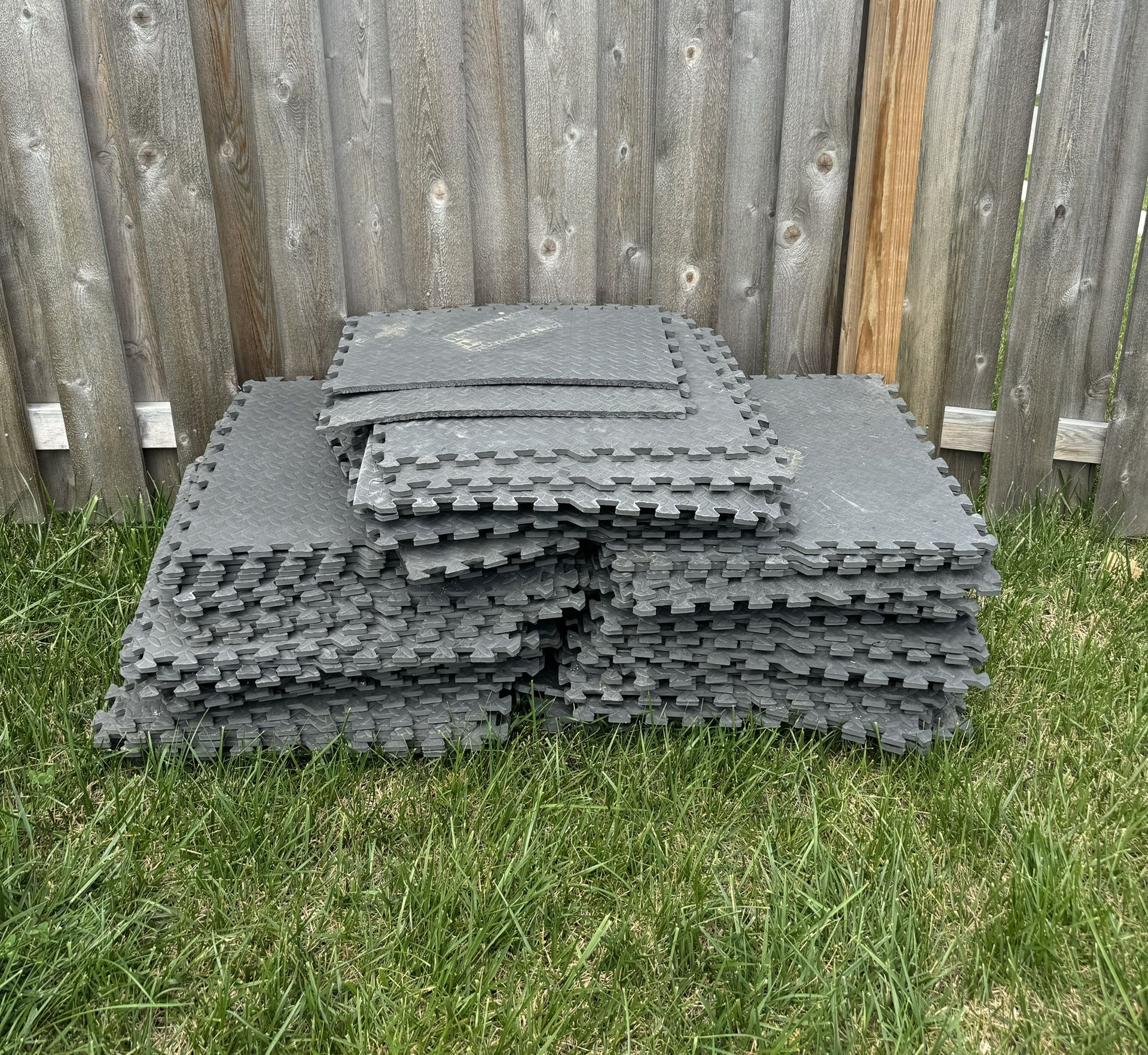 Foam Garage Square Tiles Gray Exercise Gym Flooring Tiles