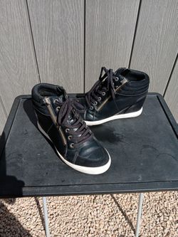 ALDO- size 10 womens Kia wedge sneakers