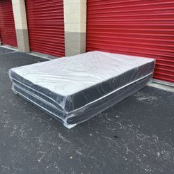 Queen Size Mattress  - Colchon Queen 
