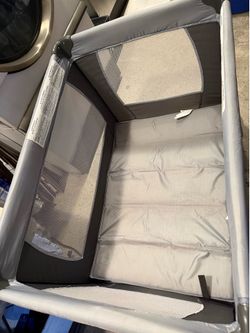 Evenflo Portable BabySuite Classic
