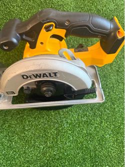 DeWALT 20V Max 6-1/2” Circular saw