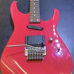 Charvel Vintage Electric Guitar w/whammy Bar