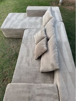 Gray sectional/couch
