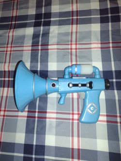 Fart Blaster Gun Despicable Me Minions Thinkway Toys Lights & Fart Sound Blaster