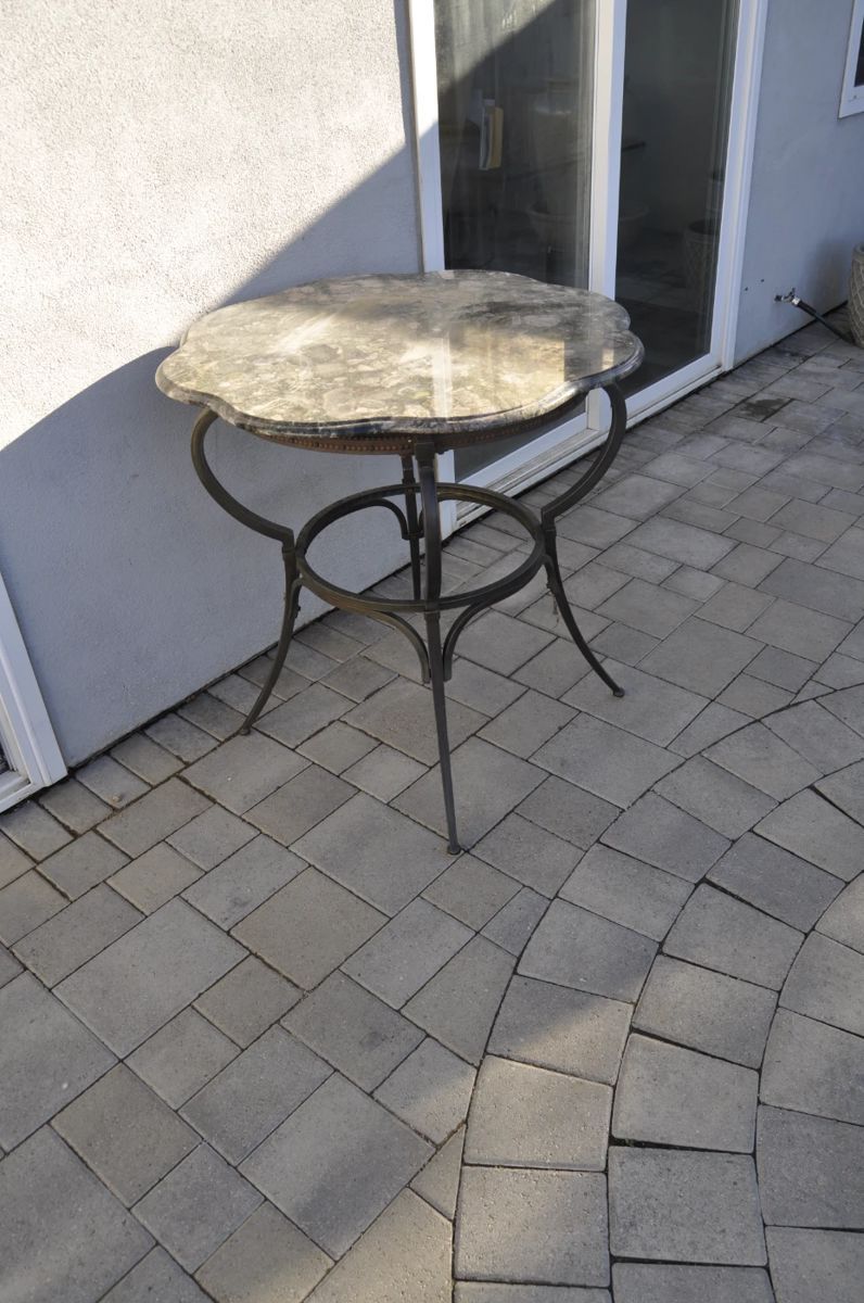 Tall Table For Snaking Or Breakfast