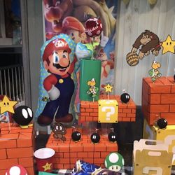 Super Mario Bros Party setup $40 JUST REDUCED MUST GO MOVING