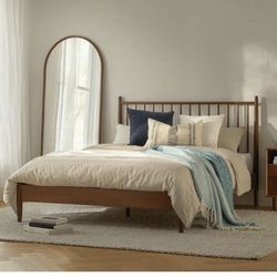 Article “Lenia” Queen Bedframe
