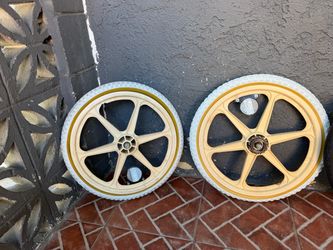 80’s -  90’s collectors OE skyways mags 6 spokes