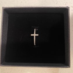 Solid White Gold Daimond Cross Ring