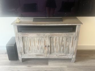 Tv stand