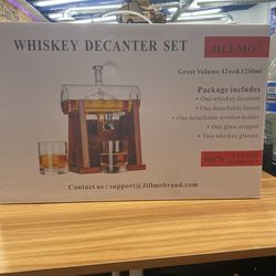Whiskey decanter set + glasses