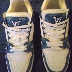 LV TRAINER SNEAKERS