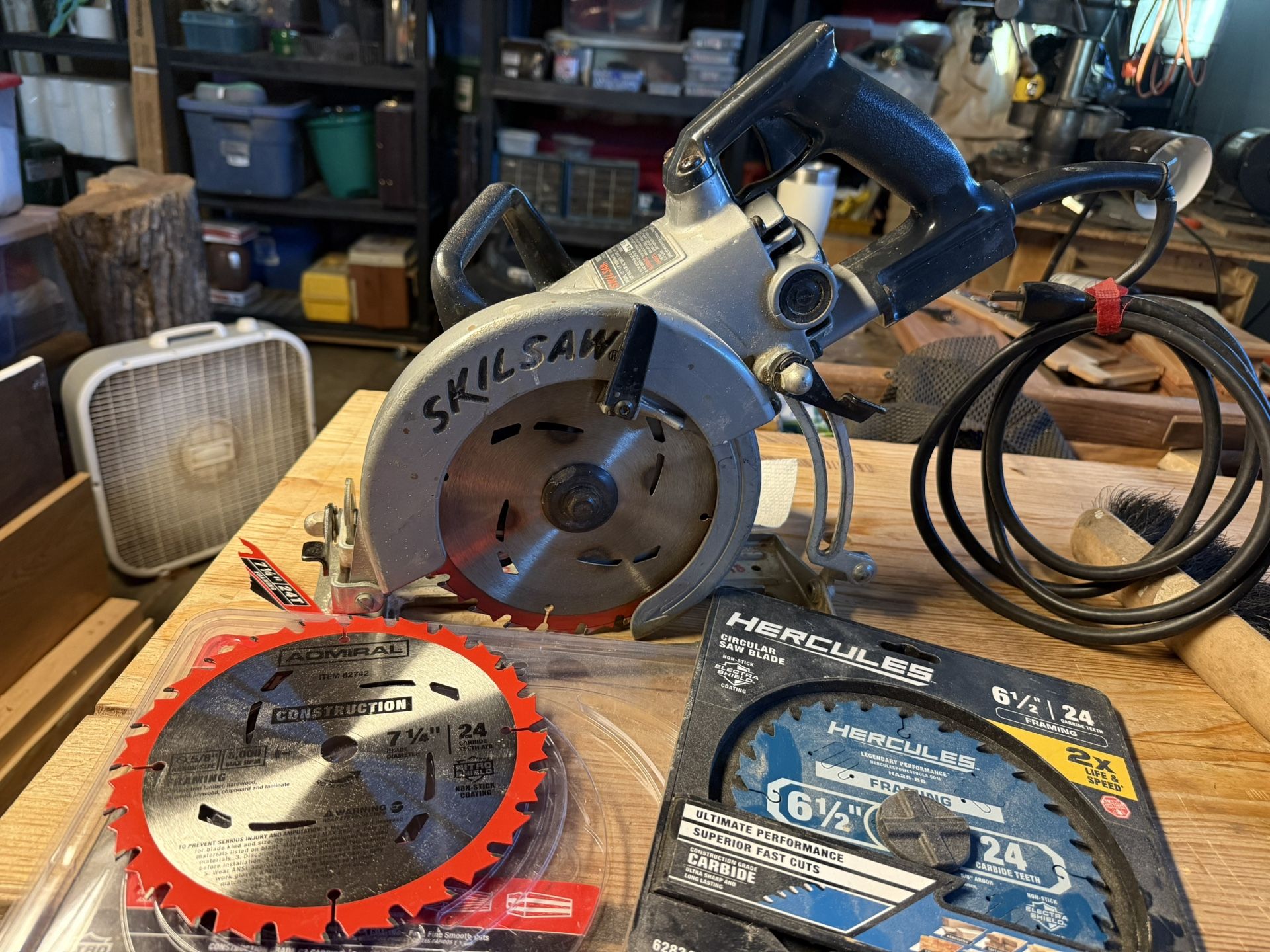 Worm Saw
