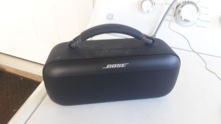 Bose Soundlink Bluetooth speaker