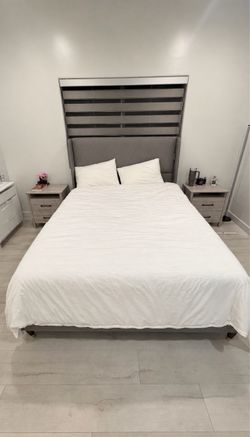 Queen Bed Frame with Headboard and Two Nightstands