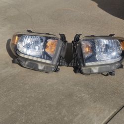 Tundra Head Lights