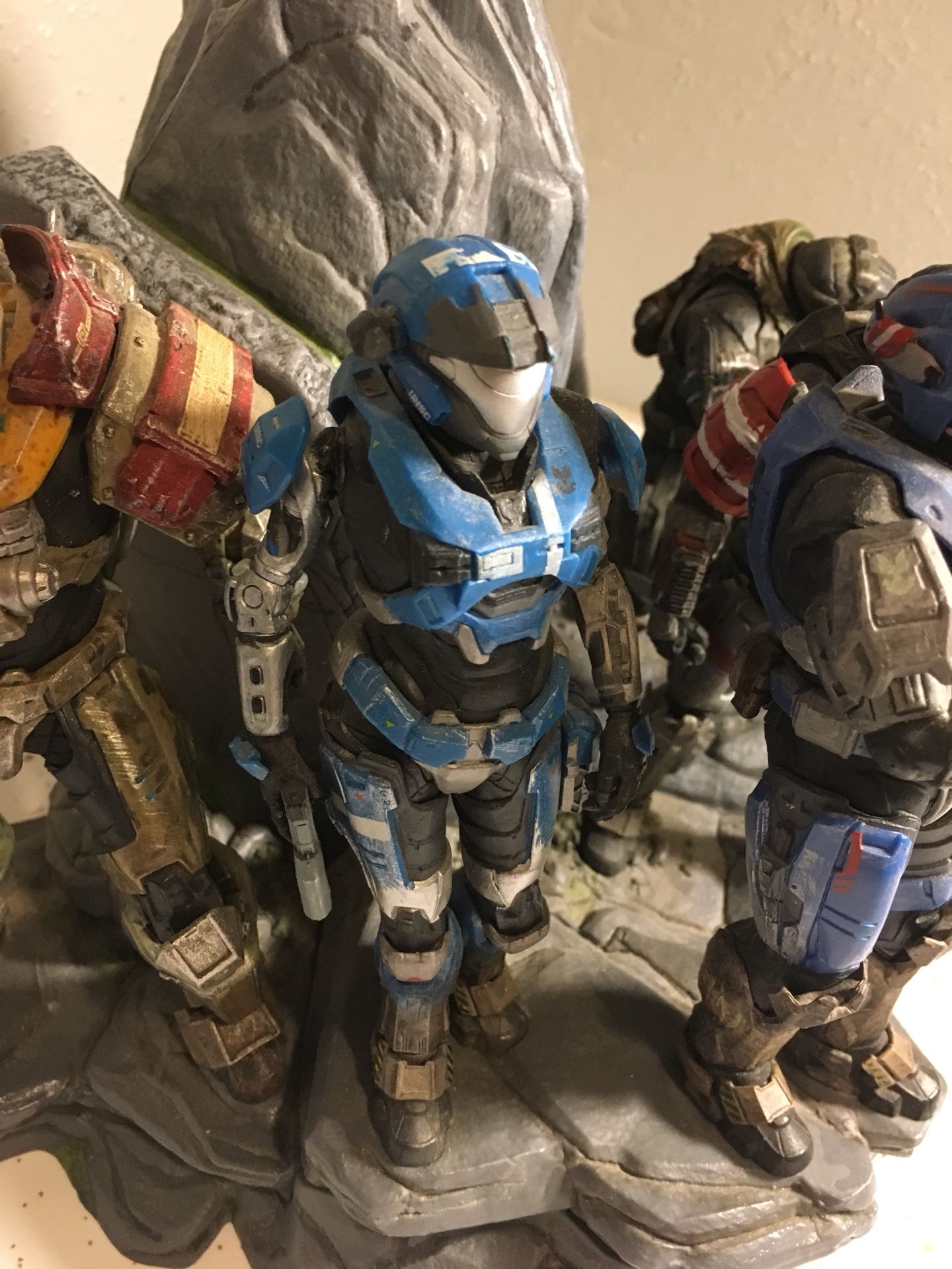 Halo Reach Noble Team Legendary Limited Edition Statue 2010 NOT COMPLETE