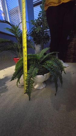 Artificial plant- 11 inches