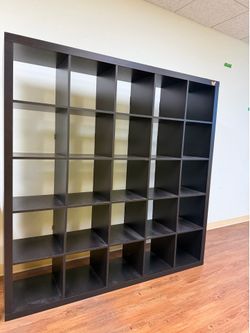 Free bookshelf