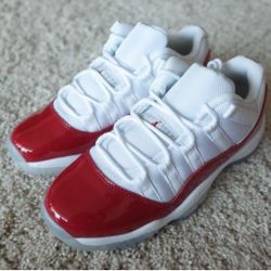 Jordan 11 Retro Low BG Cherry 528896-102 Size 7Y