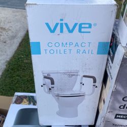 Vive Compact Toilet Rail