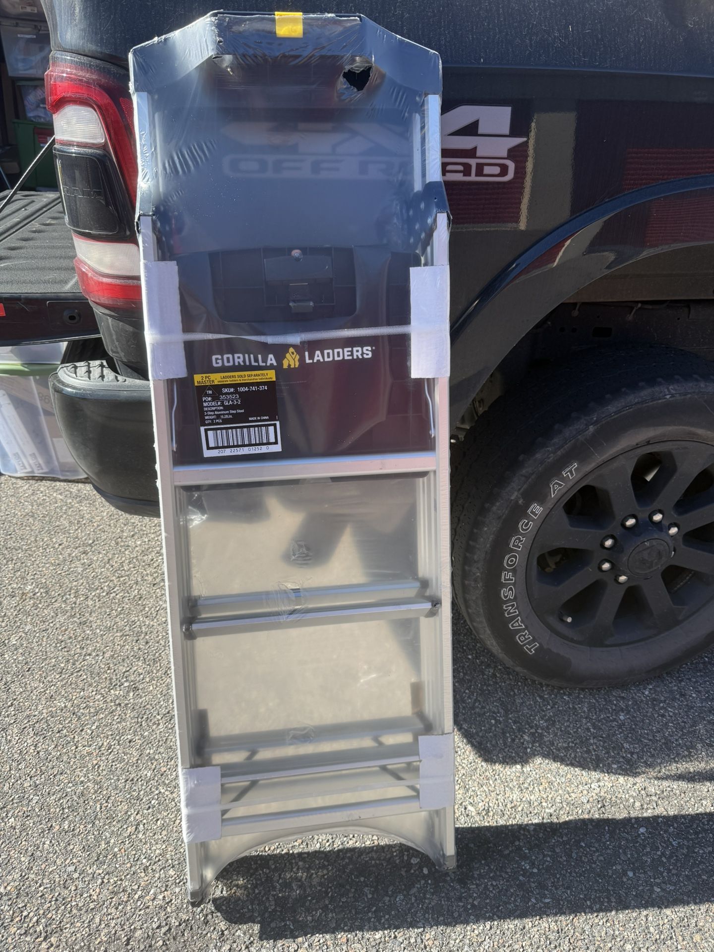 Gorilla 3-step Ladder