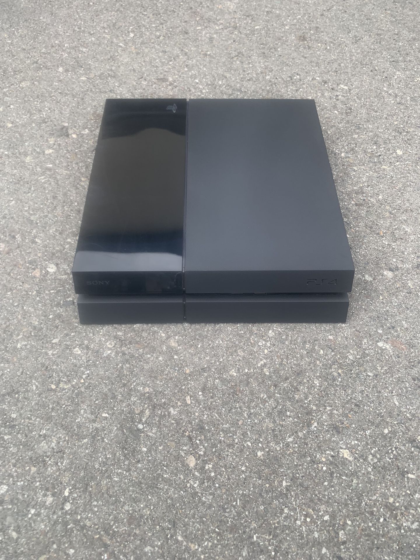 PS4 500GB Black