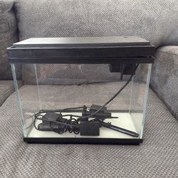 2.5-Gallon Aquarium with LED Light & Filter – Great Condition