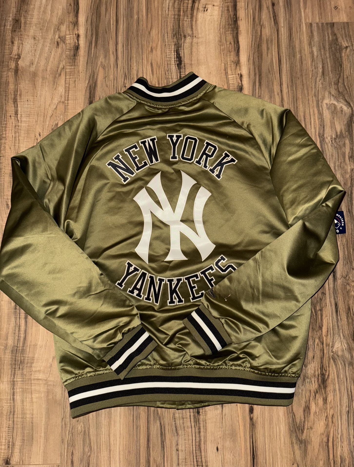 New Men’s Size Large Mitchell & Ness New York Yankees Jacket 