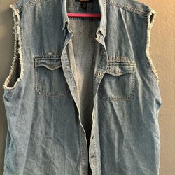 Harley Davidson Mens 3xl Sleeveless Denim Vest and very good condition special piece