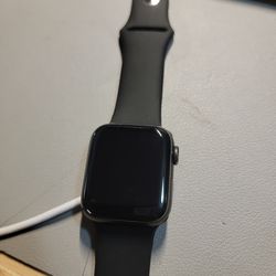 Apple Watch Series 6 40mm GPS Black