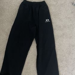 Balenciaga Unity Distressed Sweatpnts ( negotiable ) 