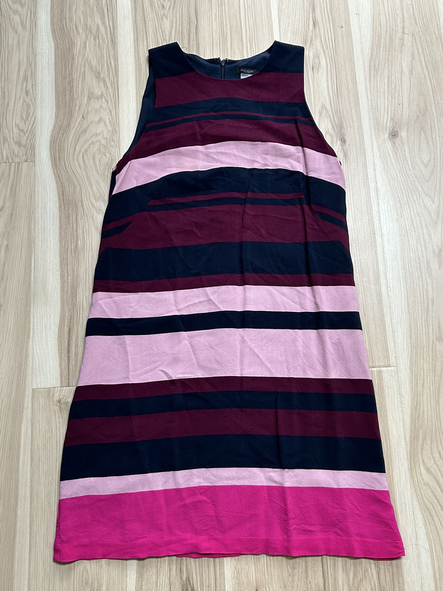 Ann Taylor Factory Dress Size 10 Purple Pink Navy Blue Striped Sleeveless Sheath