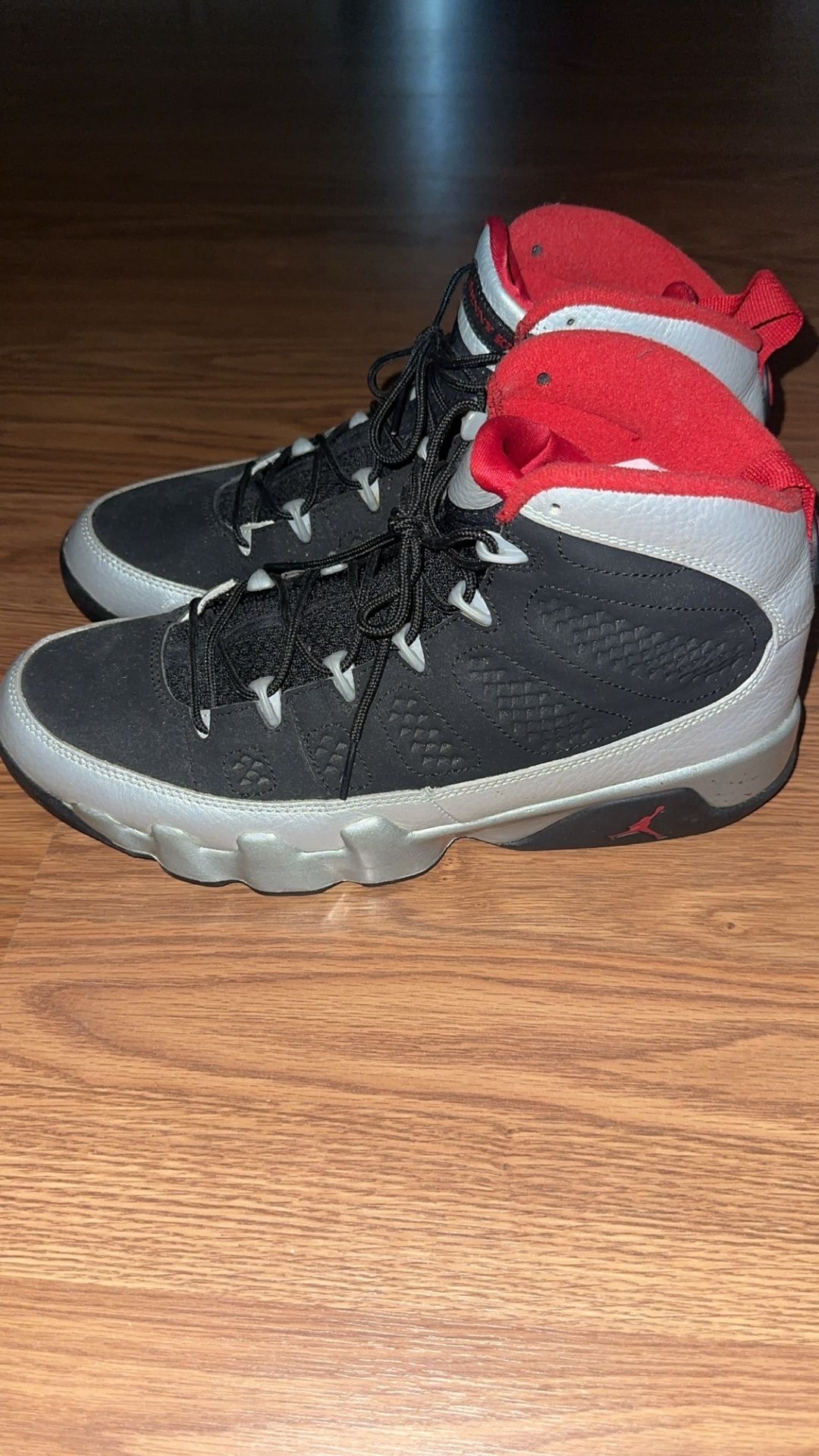 Air Jordan 9 Retro “Johnny Kilroy”