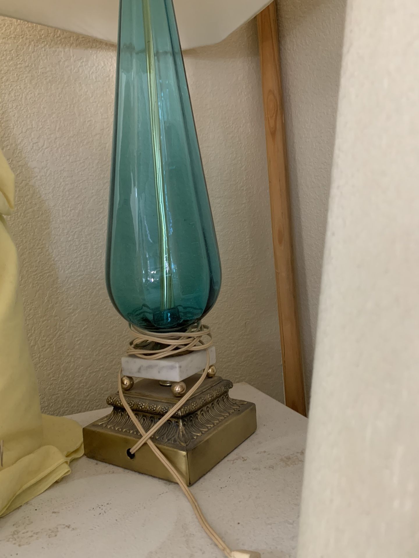 Vintage Lamp Beautiful Turquoise Glass Bottom Works Perfect