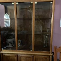Beautiful 2piece China hutch