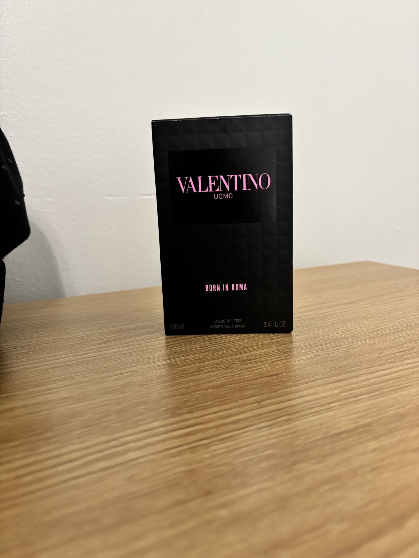 Valentino Uomo Born In Roma